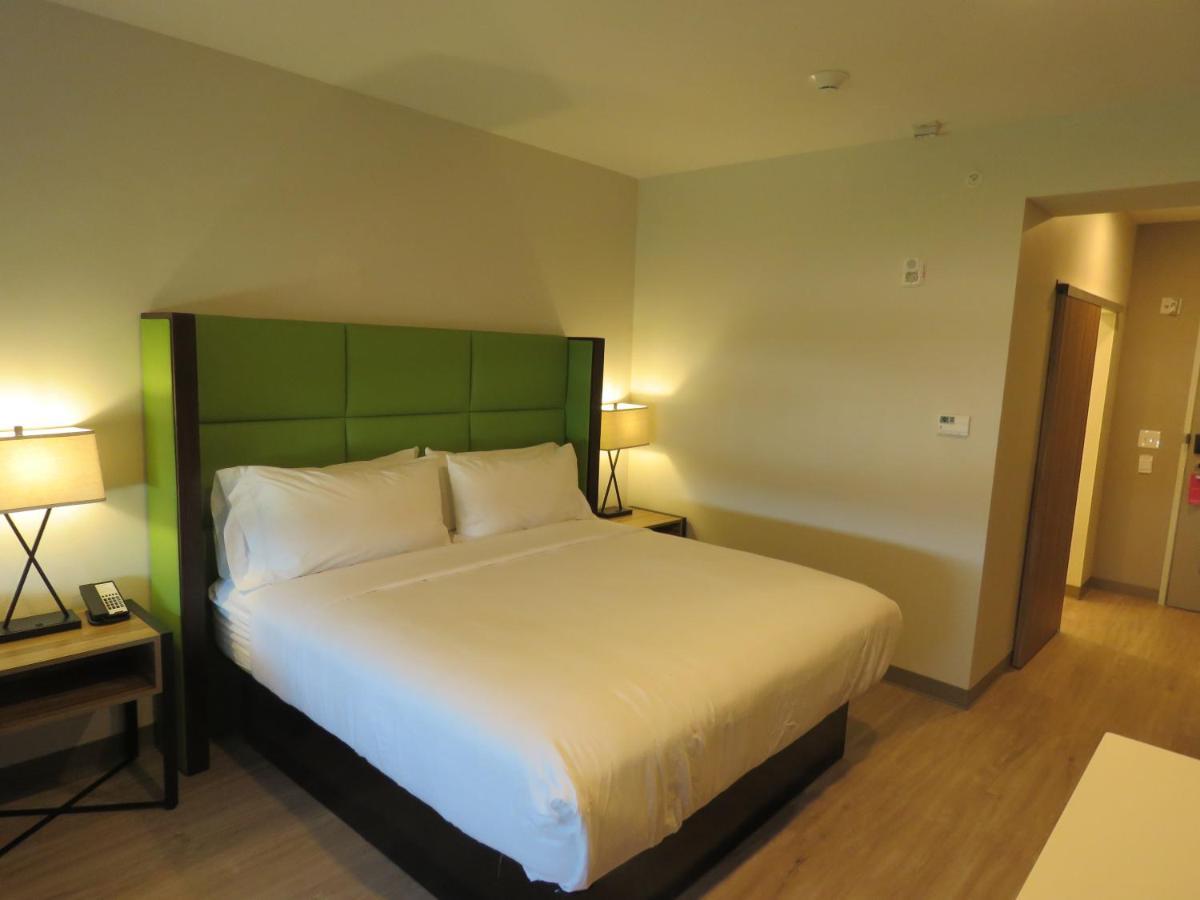 Hotel Wyndham Garden College Station Exterior foto